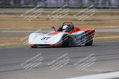 media/Jun-05-2022-CalClub SCCA (Sun) [[19e9bfb4bf]]/Around the Pits/